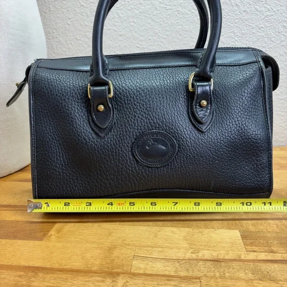 Vintage Dooney & Bourke All Weather Leather Black Speedy Satchel - Picture 7 of 11